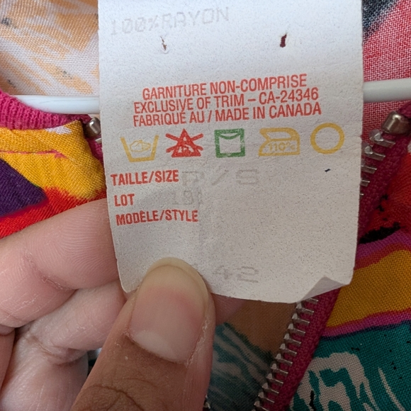 Colorful Geometric Women's Jacket - Picture 4 of 6